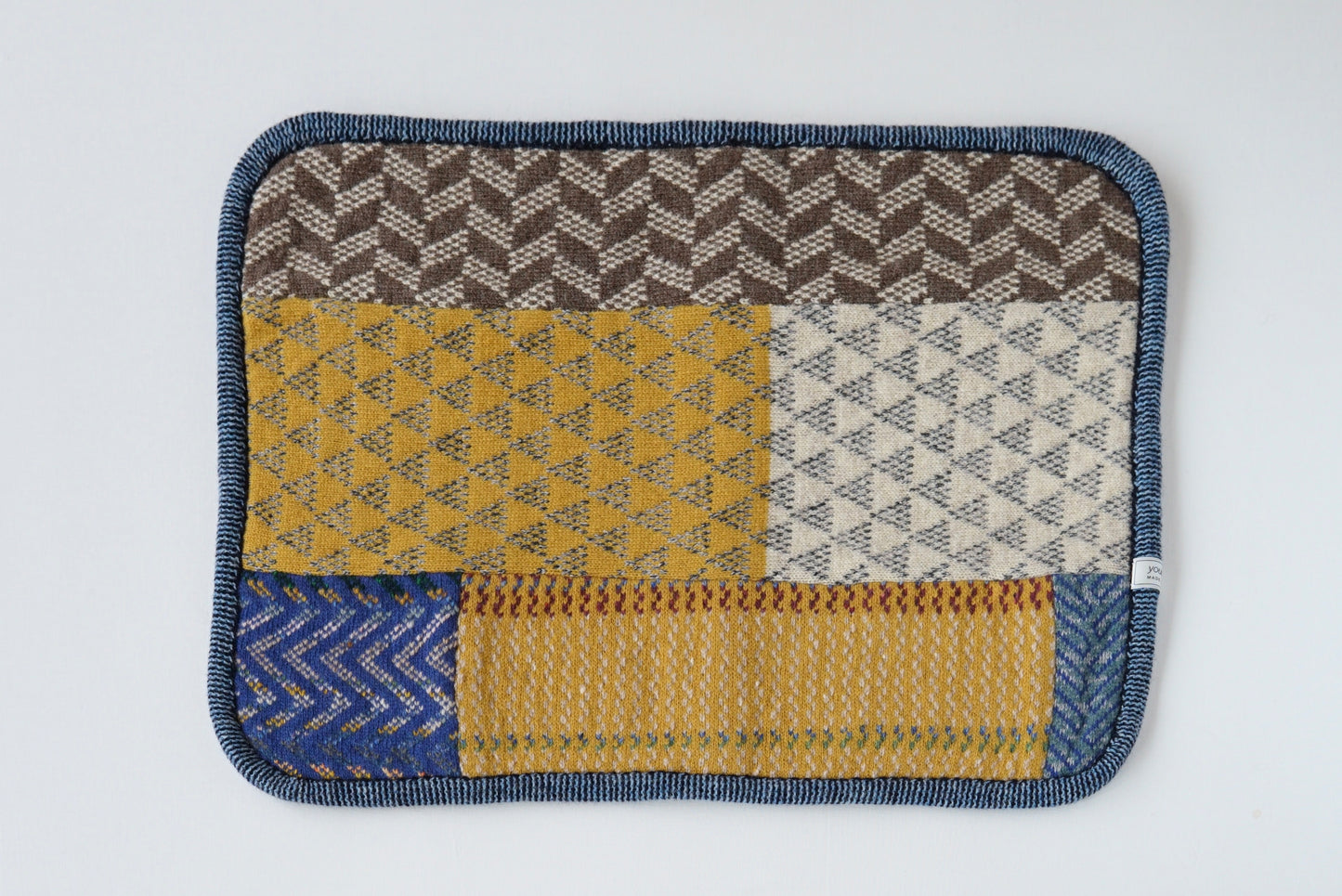 パッチワークブランケット(S)   2026-004(hand knitting machine +  hand sawing)