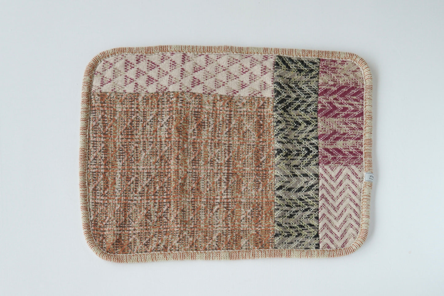 パッチワークブランケット(S)   2025-003(hand knitting machine +  hand sawing)