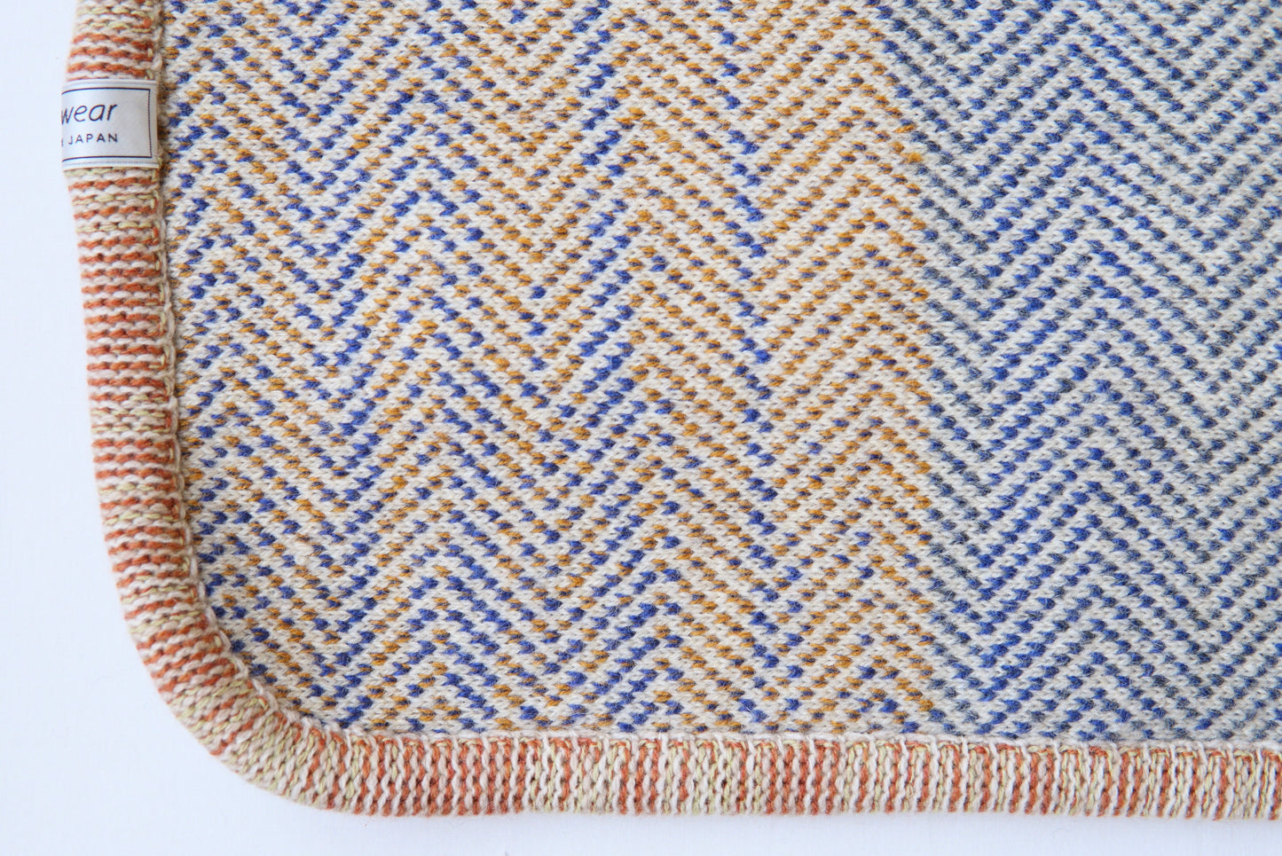 パッチワークブランケット(S)   2026-002(hand knitting machine +  hand sawing)