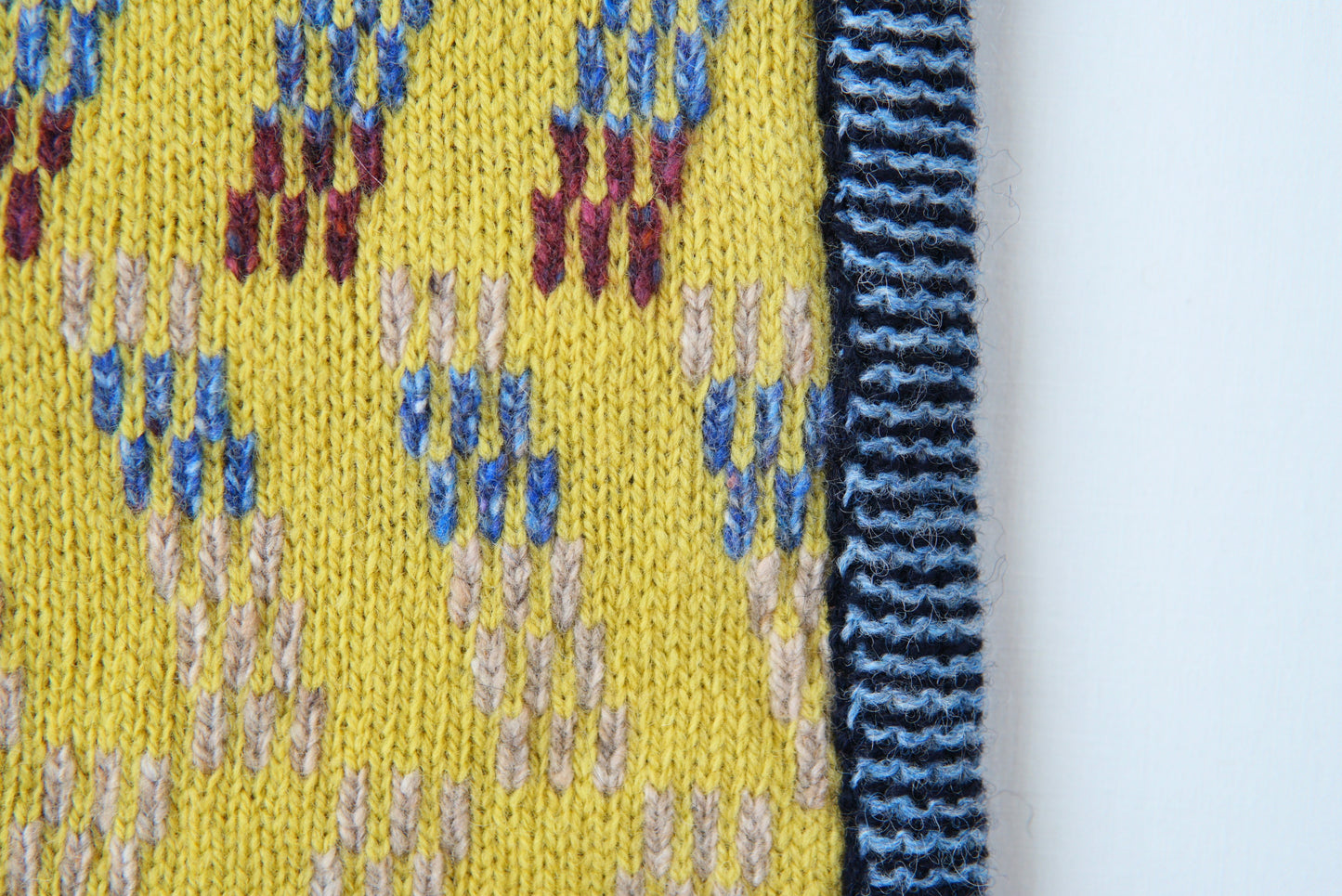 パッチワークブランケット(S)   2026-004(hand knitting machine +  hand sawing)